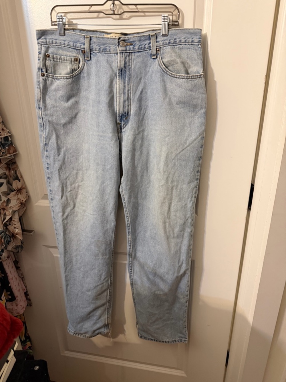 Levi’s Light Wash Straight Jeans size 36 x 32